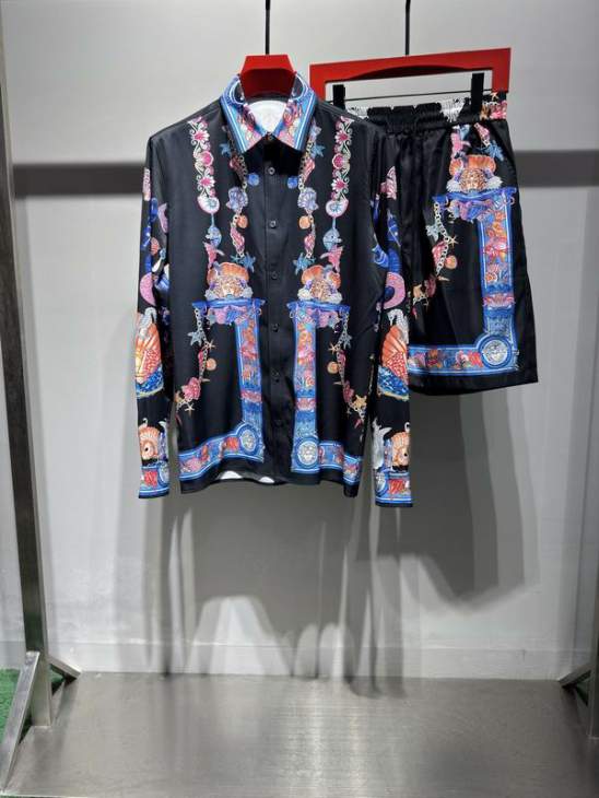 Picture of Versace Sweater Suits _SKUVersaceS-2XLsstr35943095